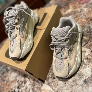 Yeezy Boost 700. Size 7 Mens